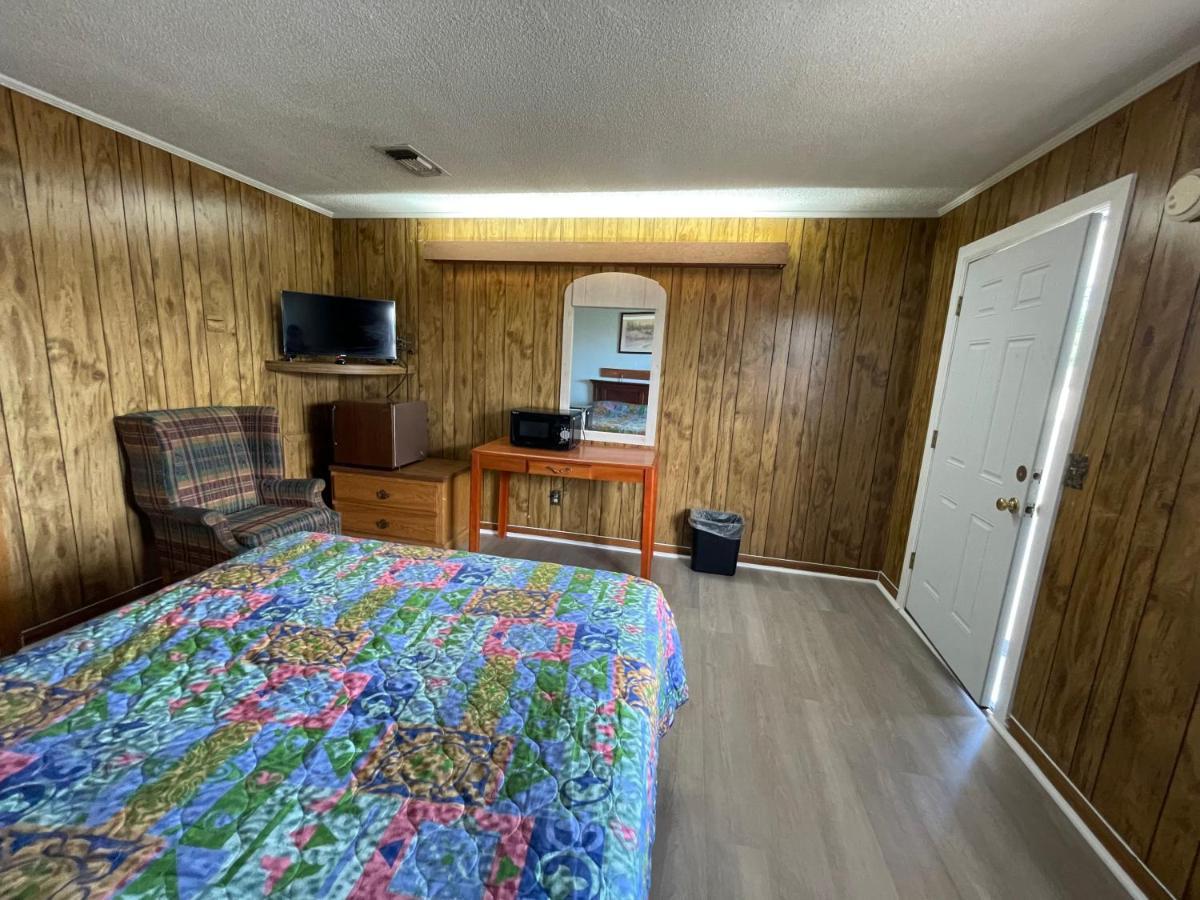 Pinelodge Motel Baxley Εξωτερικό φωτογραφία
