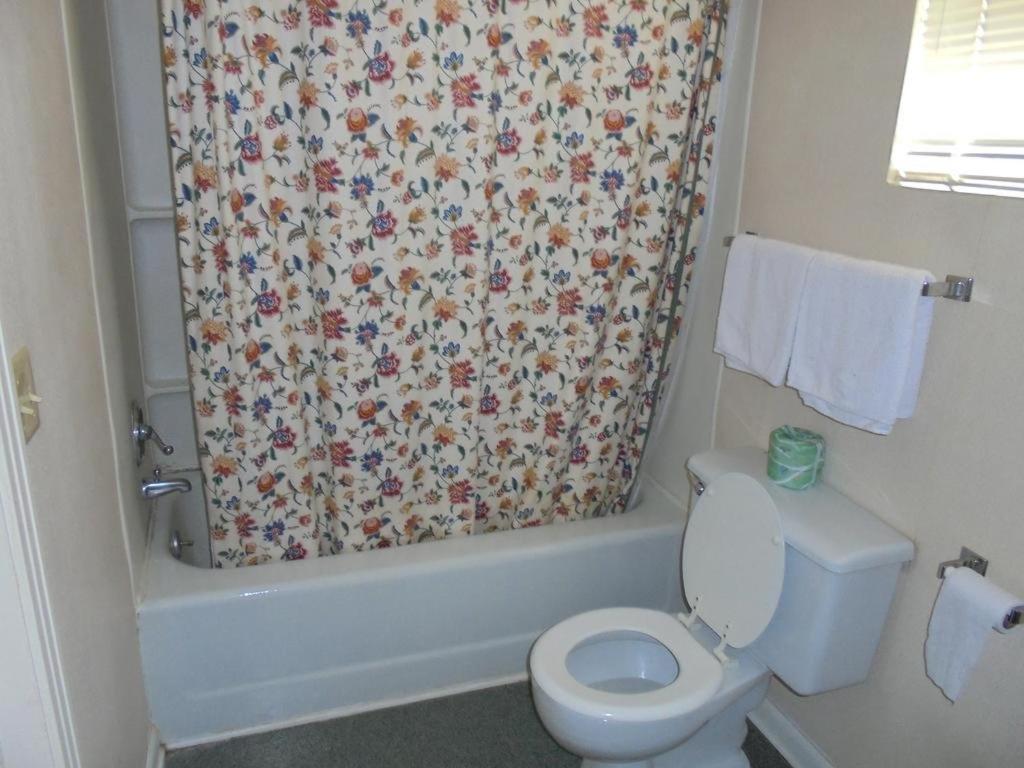 Pinelodge Motel Baxley Εξωτερικό φωτογραφία